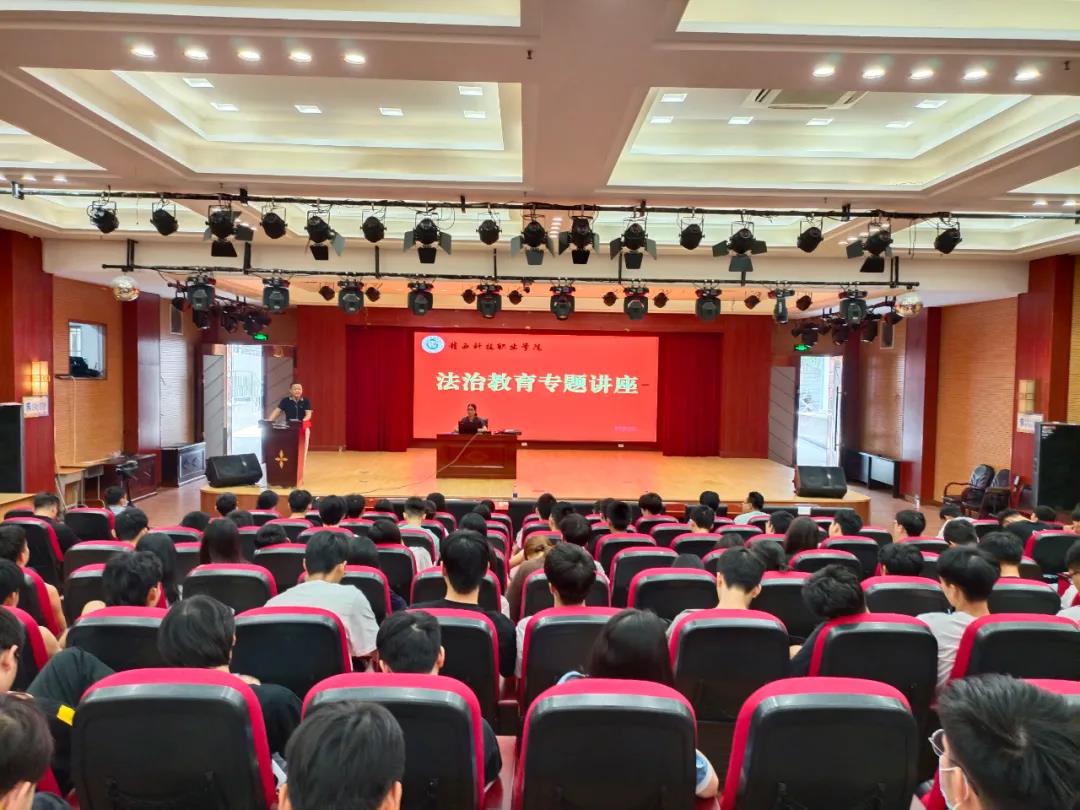 1632793585283616.jpg 1632793585283616.jpg