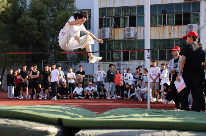 1637032791421805.png image.png