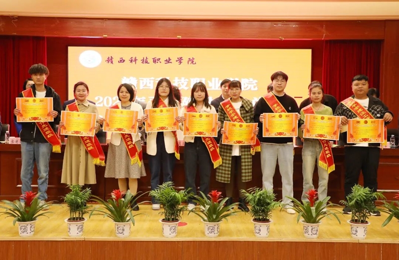 1679288992695382.jpg 640 (5).jpg