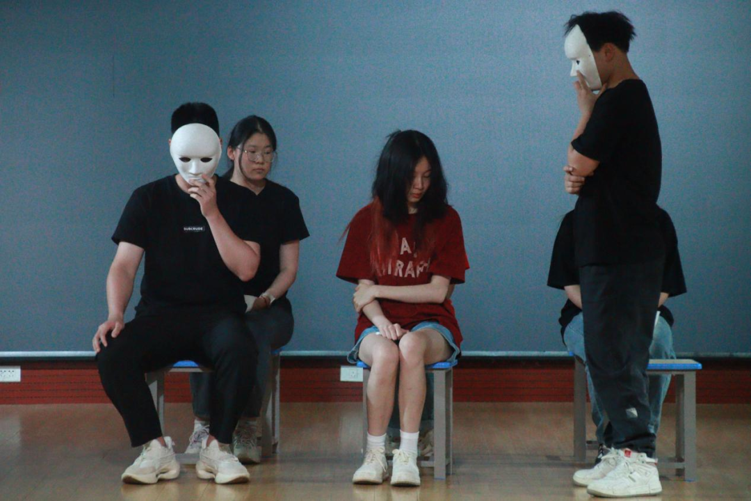 1697007869600693.png 9514bf0dc1e2840e99eaf9ce0f482b4b.png