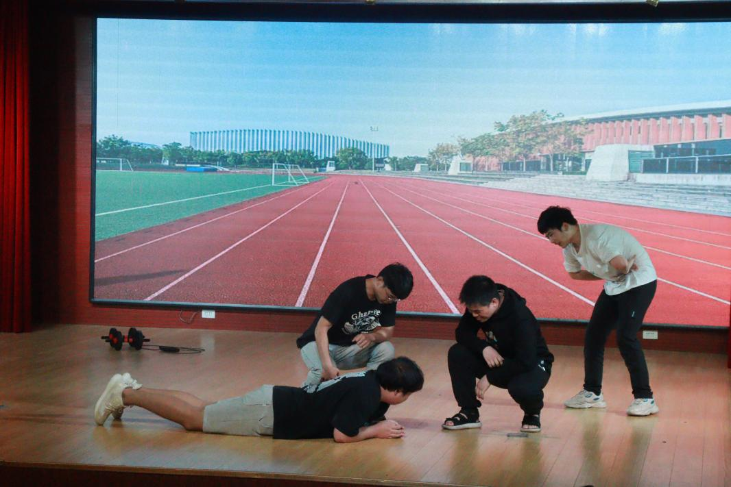 1697007970368563.png 8d2b7215500756d9bdc70a2ab0195d2b.png