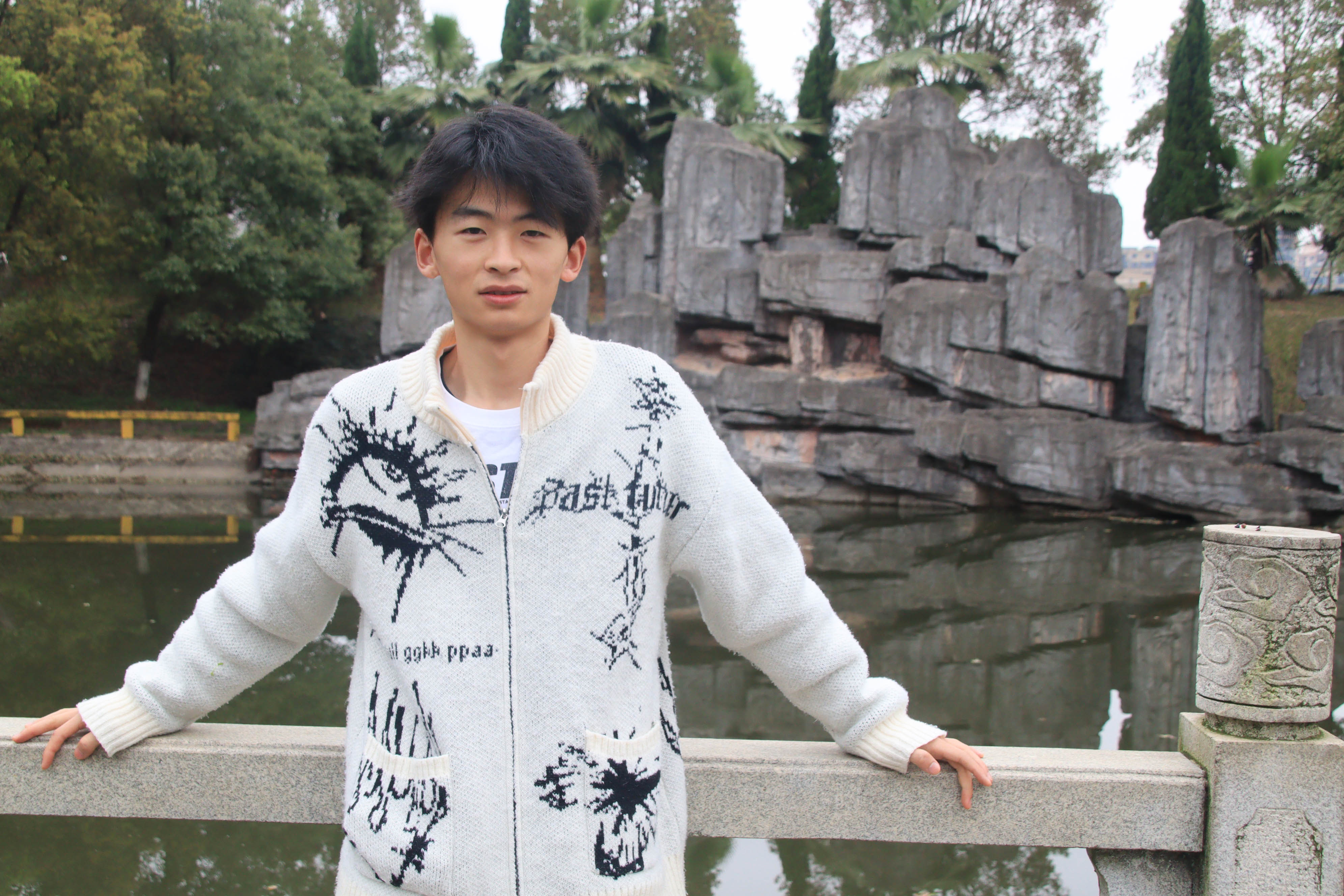 1711592960970363.jpg 1711592960970363.jpg