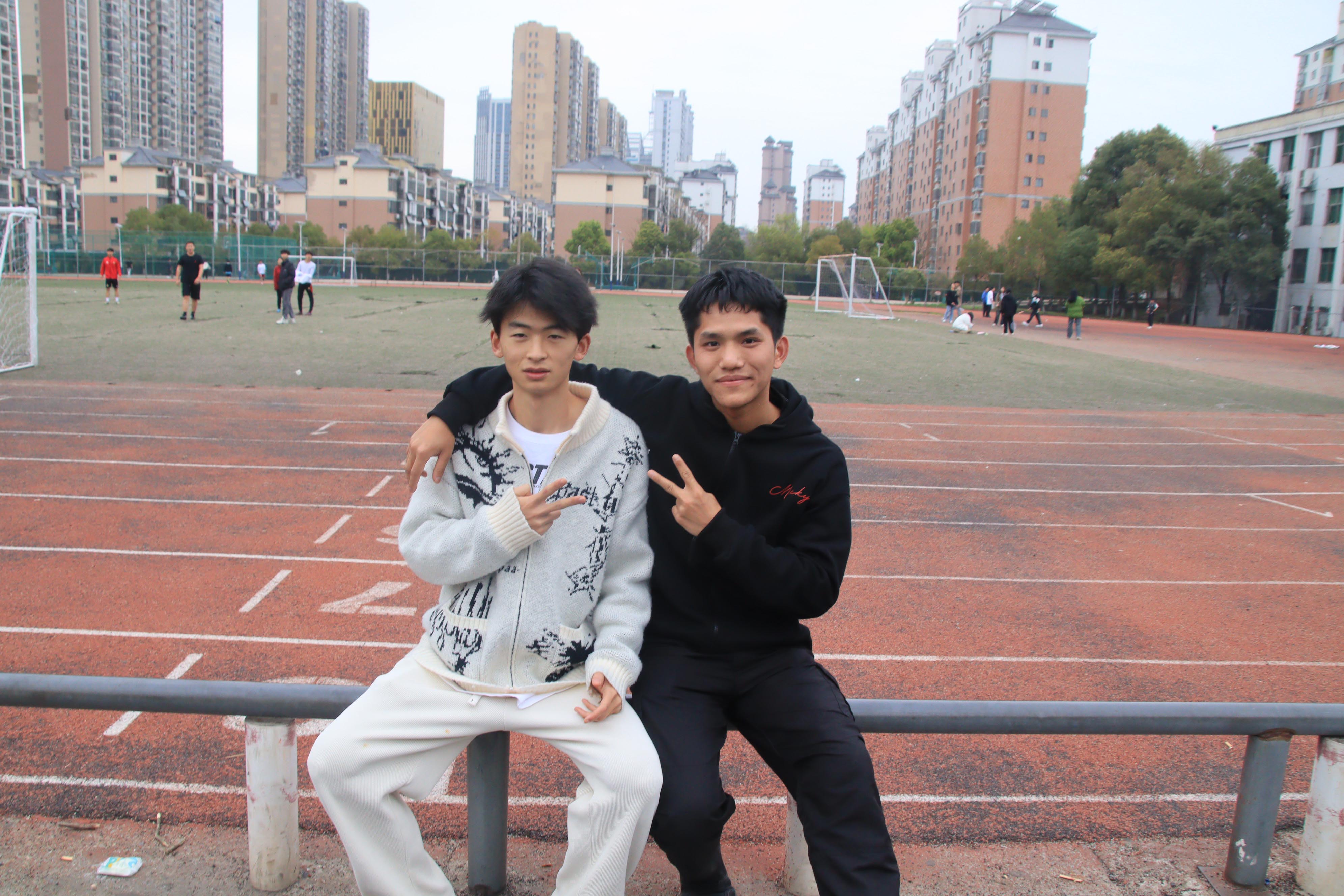 1711593282646815.jpg 1711593282646815.jpg