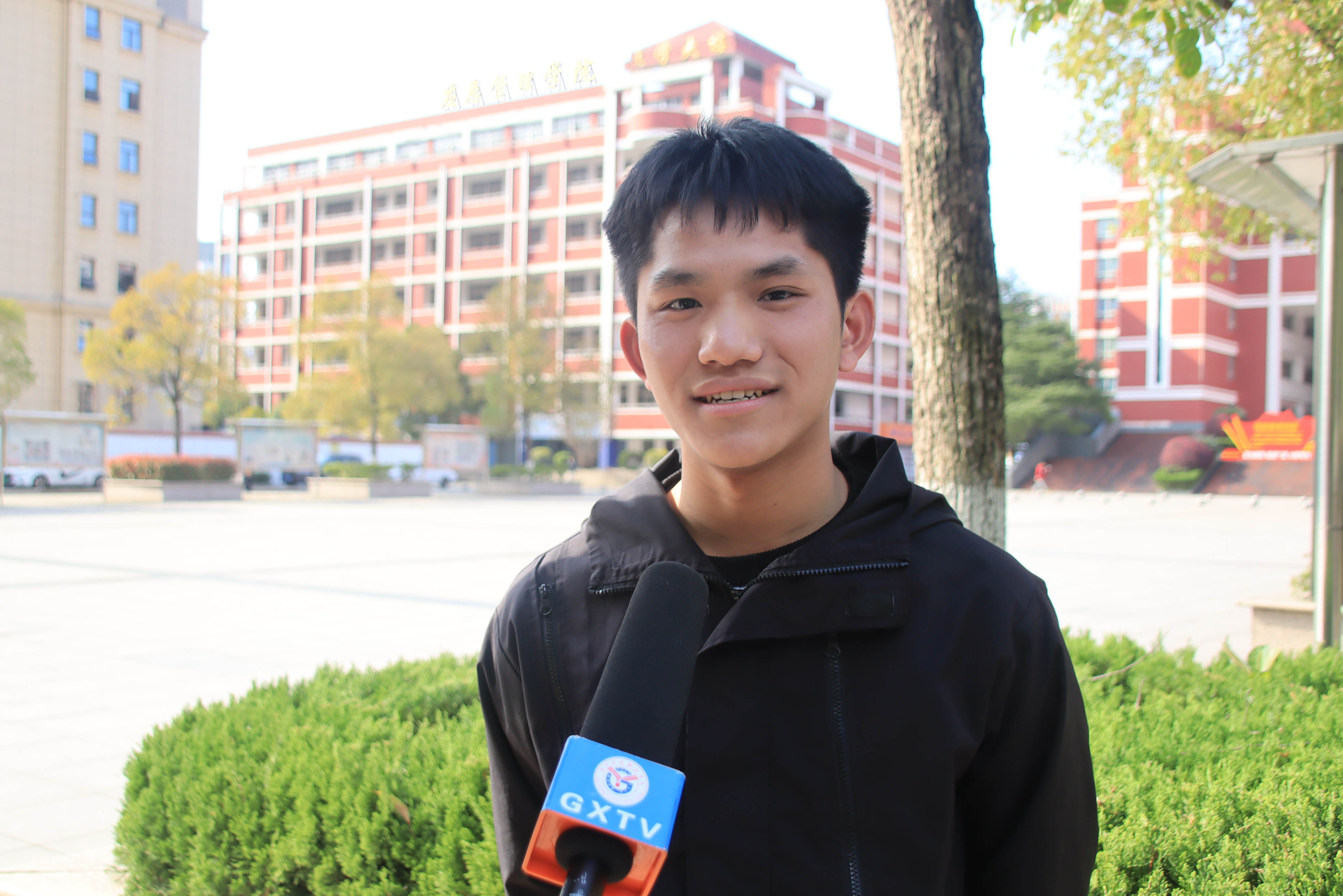 1711593291129905.jpg 1711593291129905.jpg