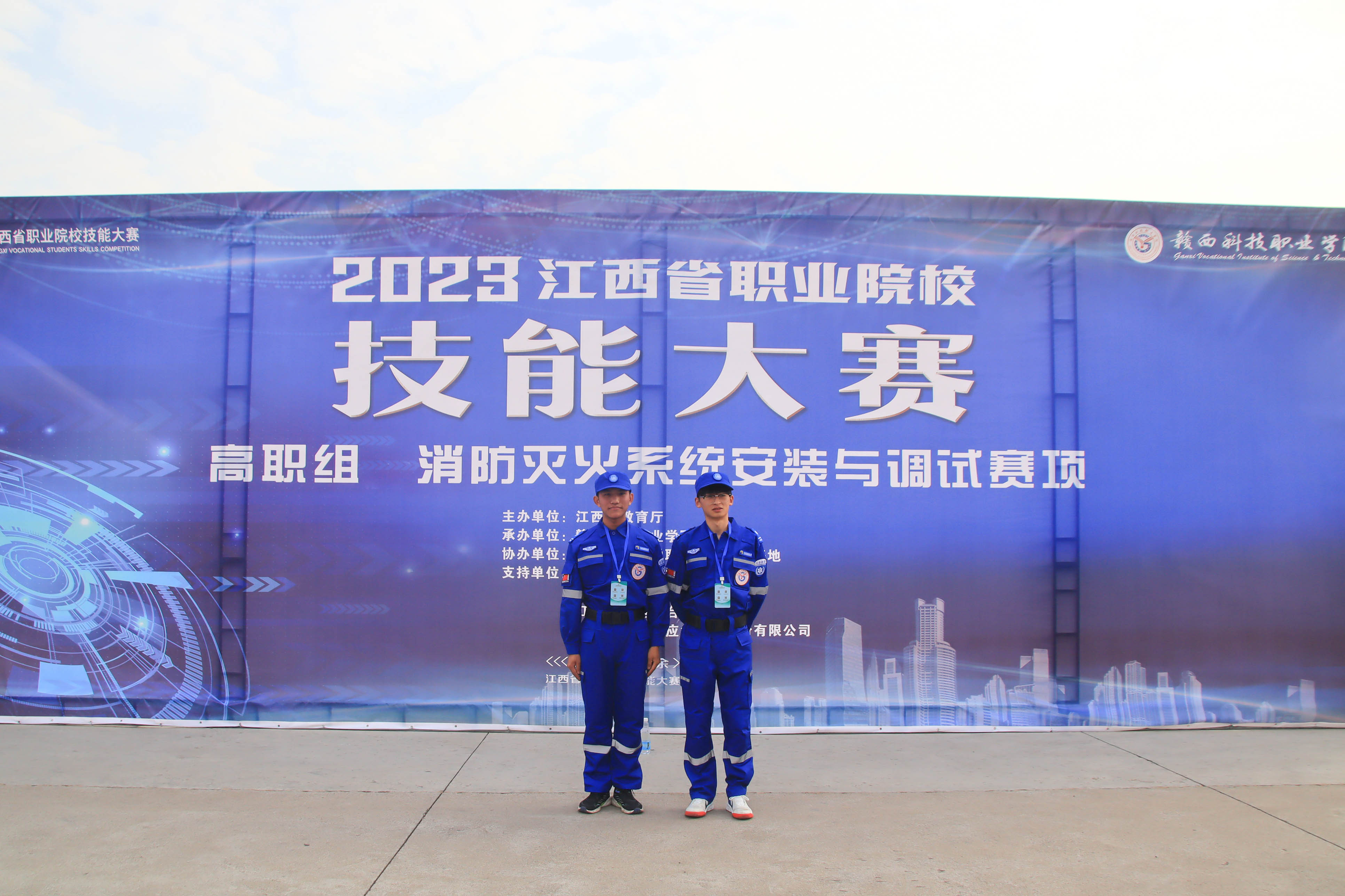 1711593402250761.jpg 1711593402250761.jpg