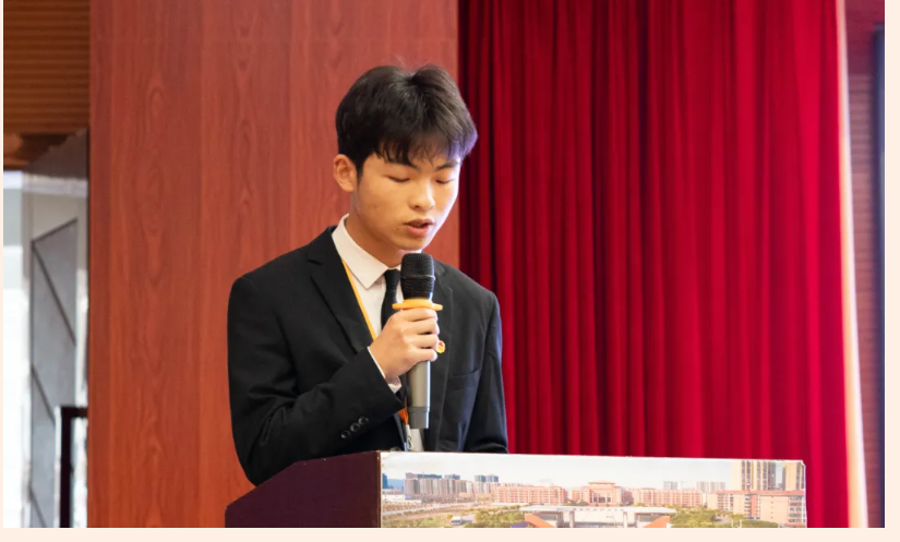 屏幕截图 2024-04-19 233458.png