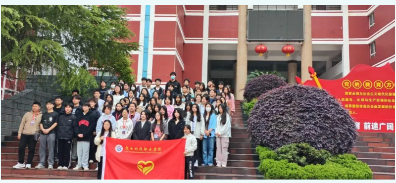 屏幕截图 2024-04-19 235431.png