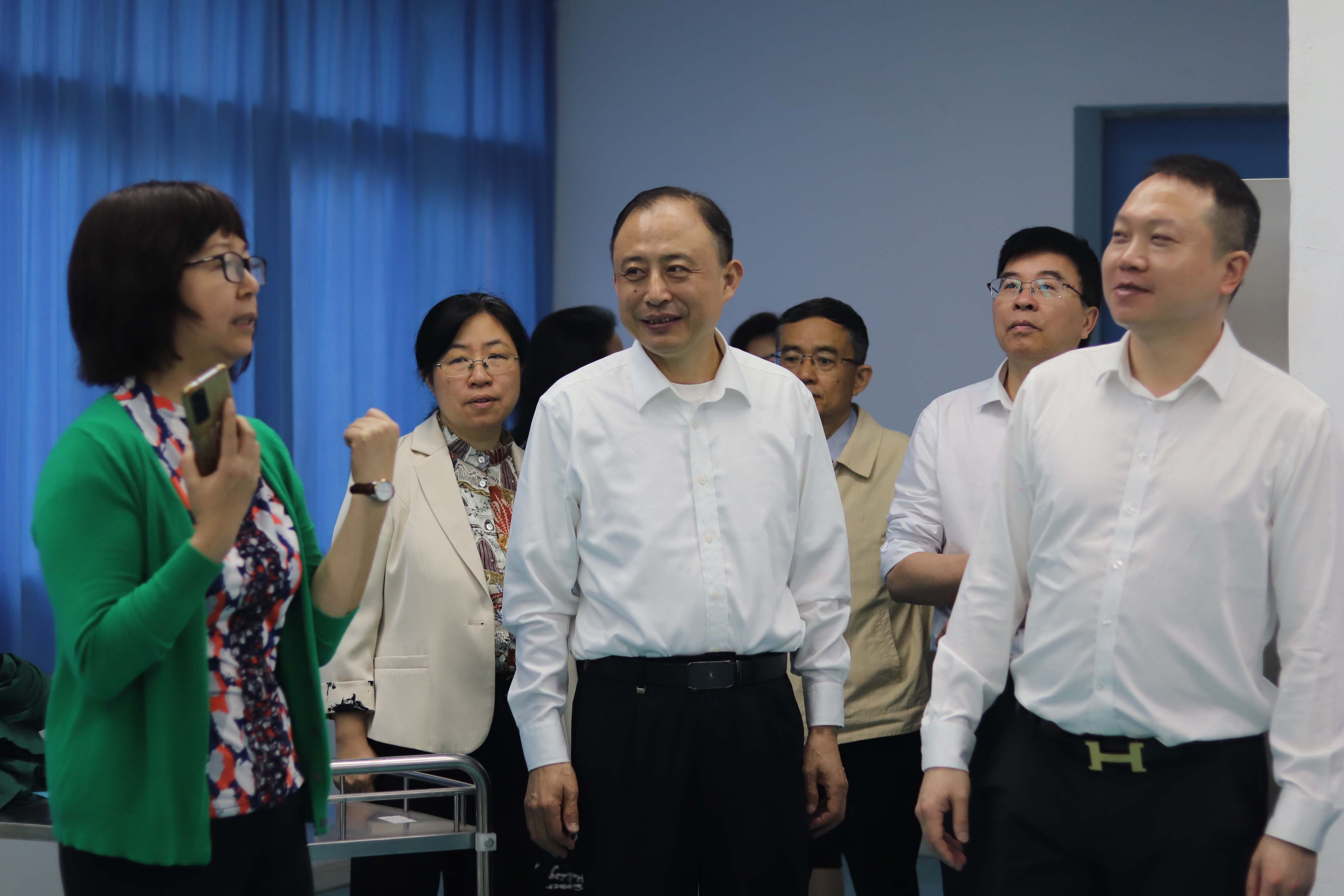 1714265680891389.jpg 1714265680891389.jpg