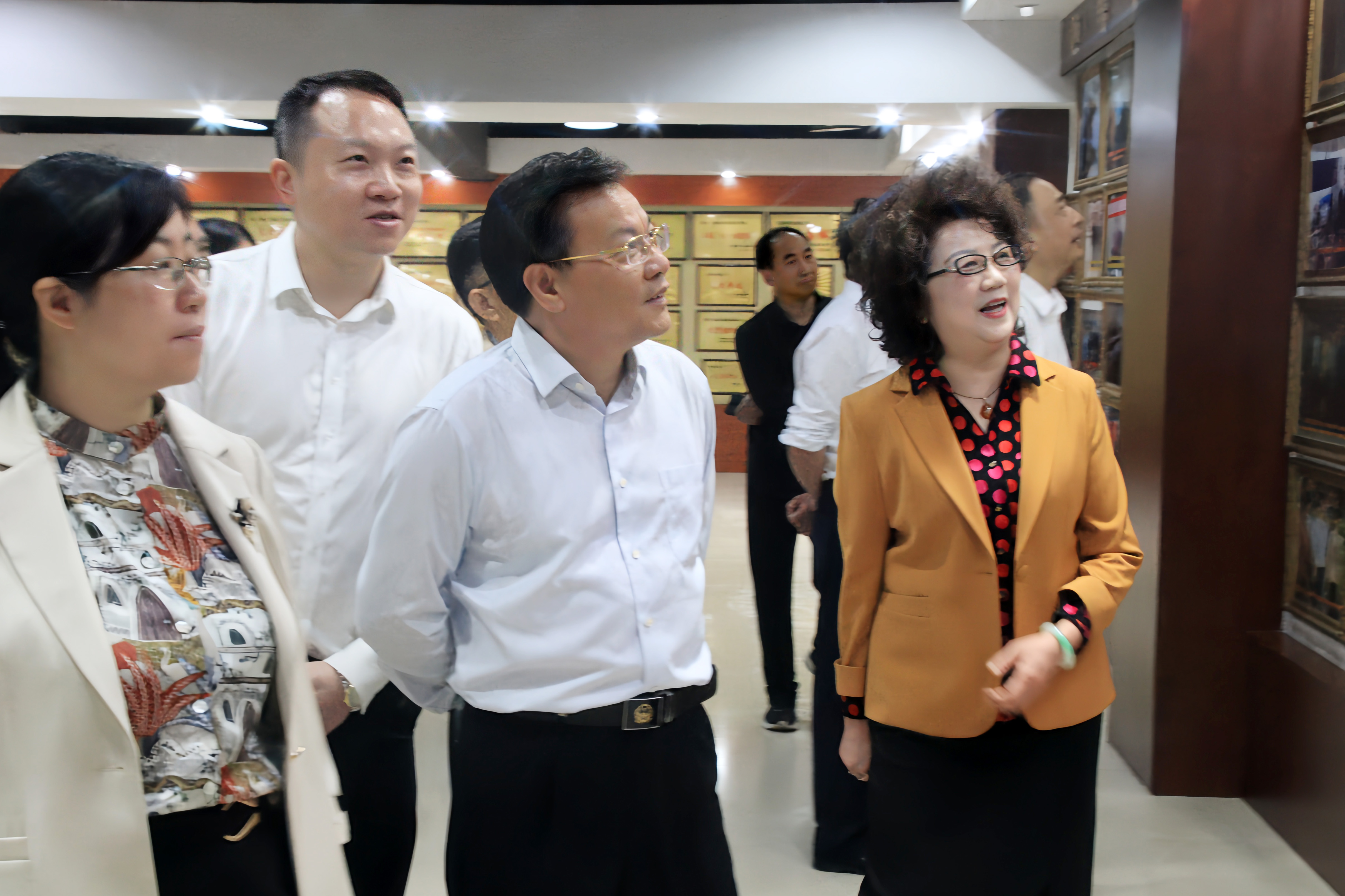 1714266140472621.jpg 1714266140472621.jpg