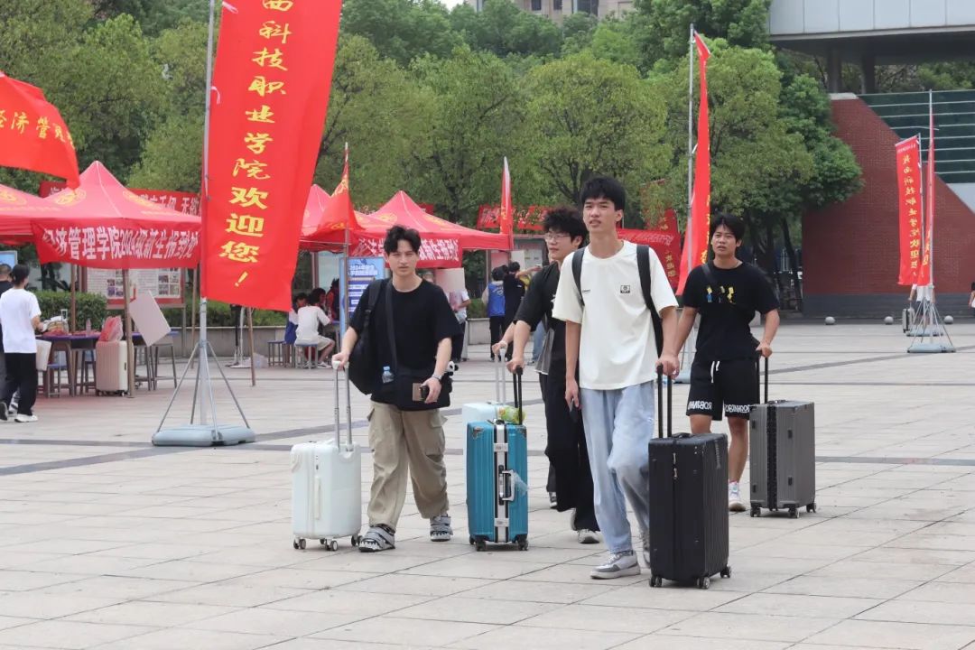 1725848576199321.jpg 1725848576199321.jpg