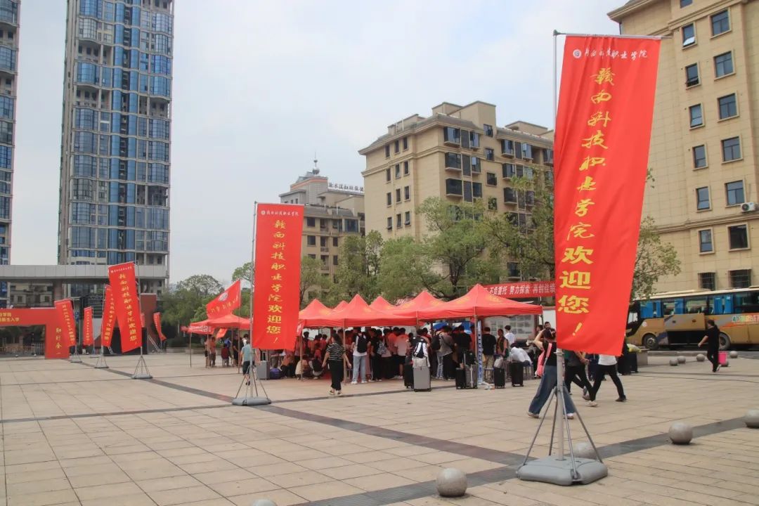 1725848782593143.jpg 1725848782593143.jpg