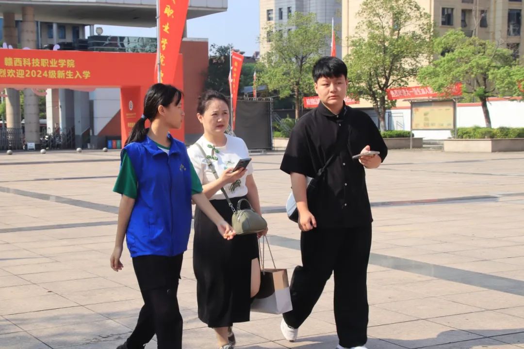 1725848846422341.jpg 1725848846422341.jpg