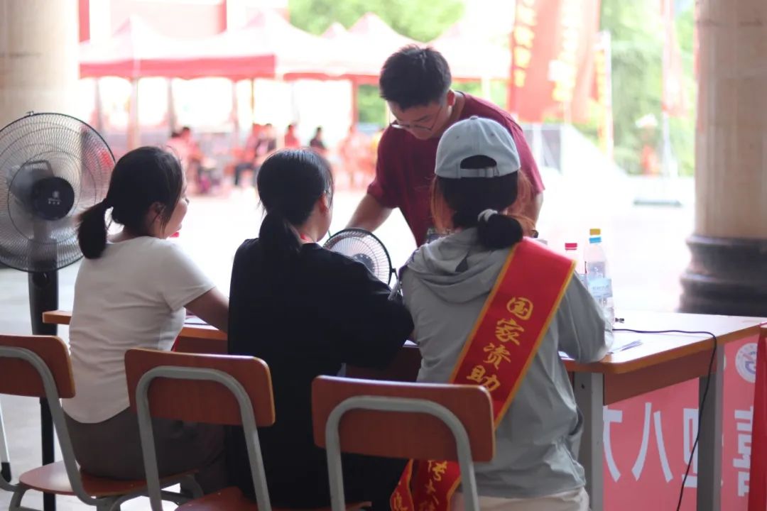 1725848852828329.jpg 1725848852828329.jpg