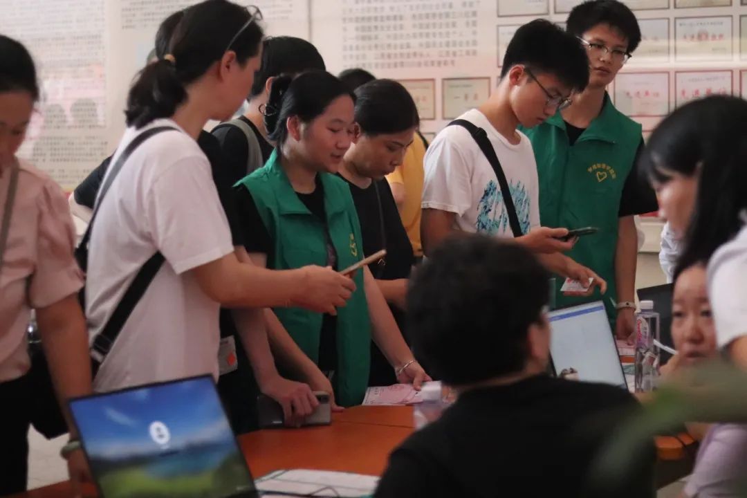 1725849415687110.jpg 1725849415687110.jpg