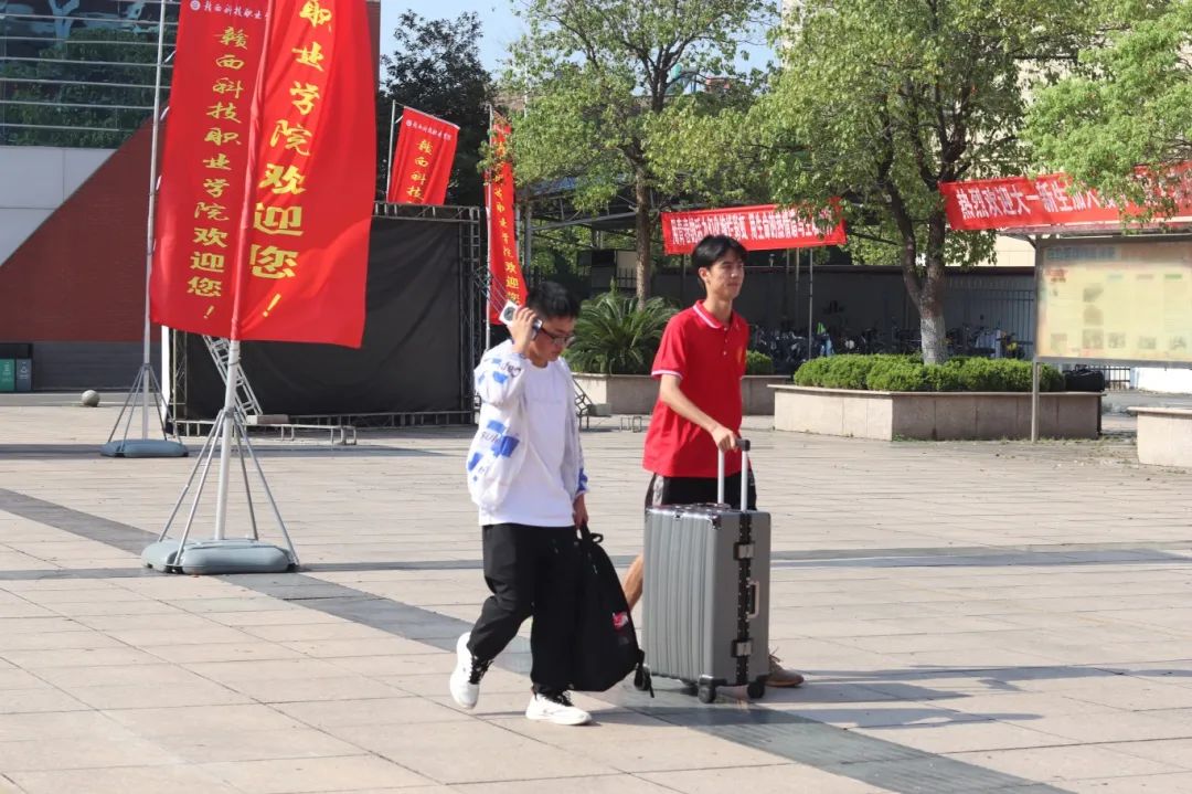 1725849421297381.jpg 1725849421297381.jpg