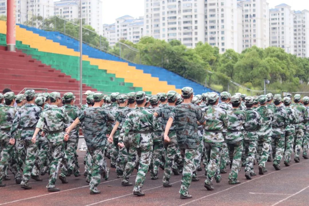 1727137450712218.jpg 1727137450712218.jpg