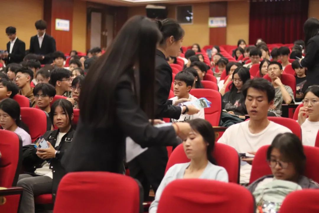 1729557857904786.jpg 1729557857904786.jpg