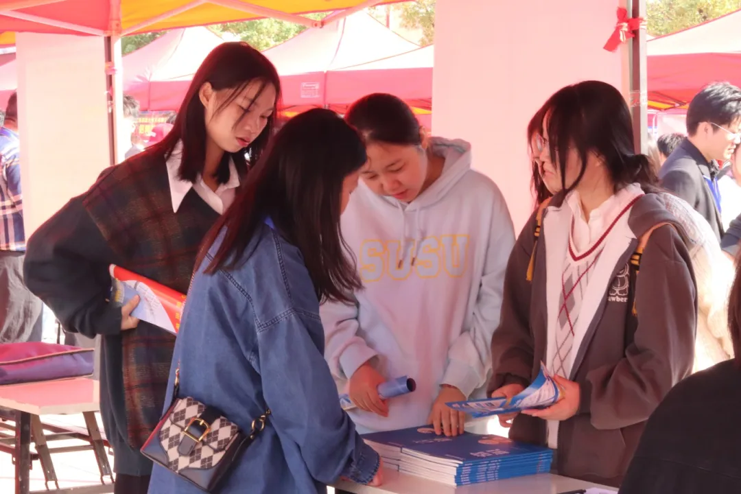 1730941015755395.png 1730941015755395.png