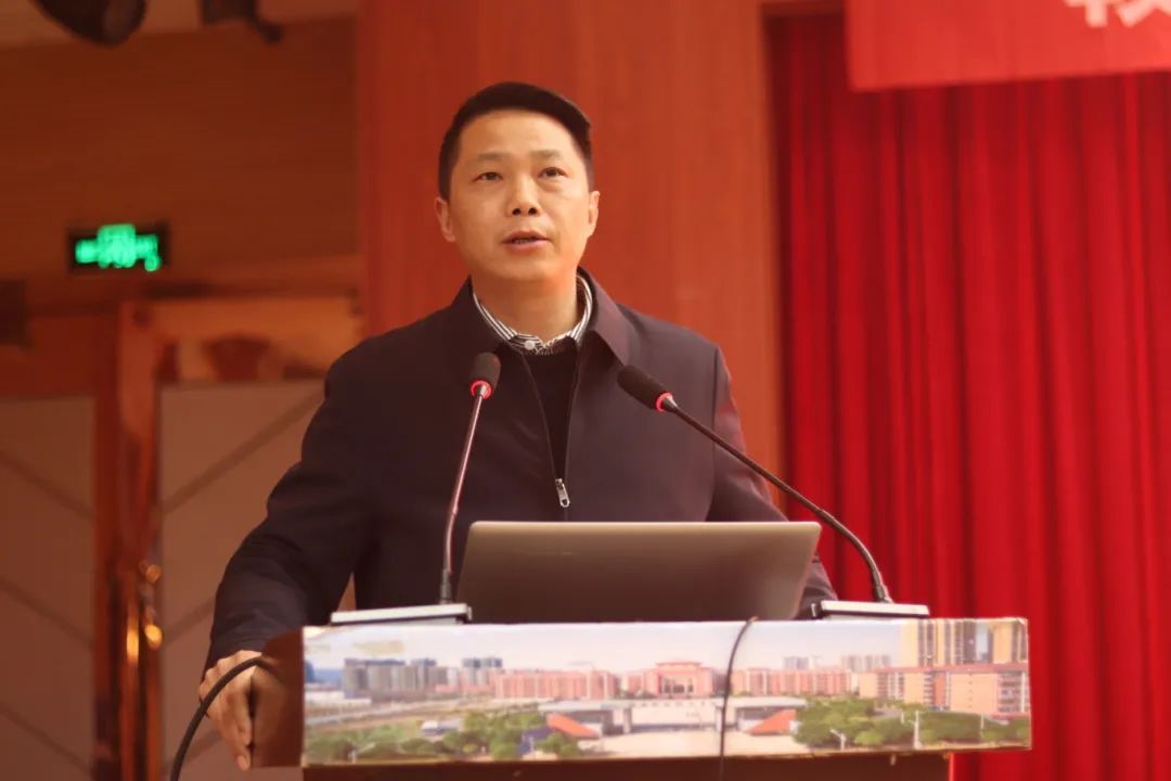 1735284839436599.jpg 1735284839436599.jpg