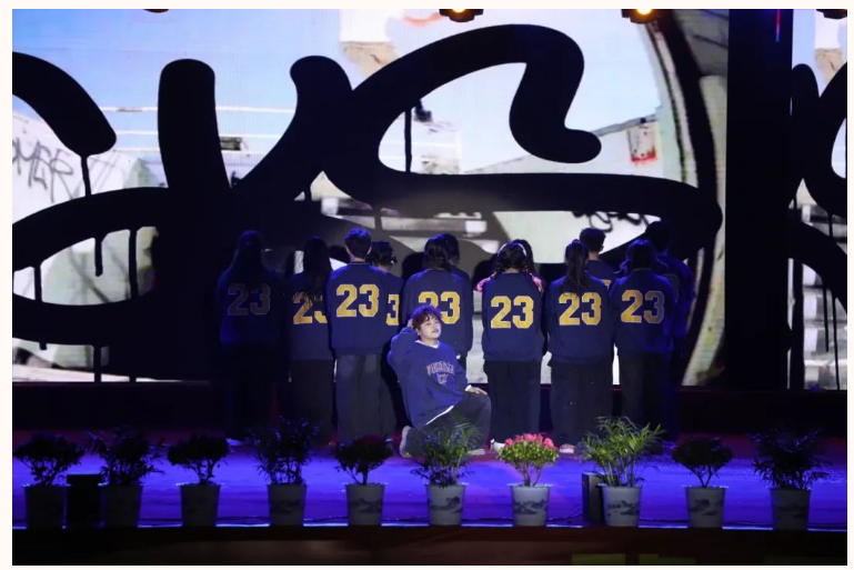 屏幕截图 2025-02-22 202359.png