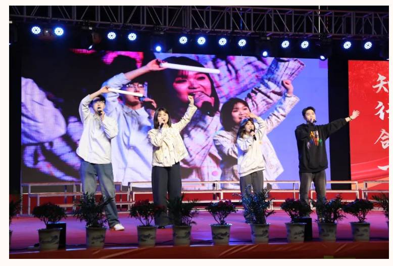 屏幕截图 2025-02-22 202455.png