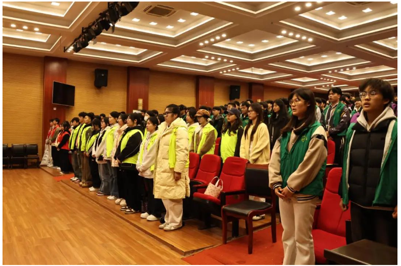 屏幕截图 2025-03-22 135201.png