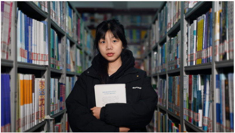 屏幕截图 2025-03-22 195622.png