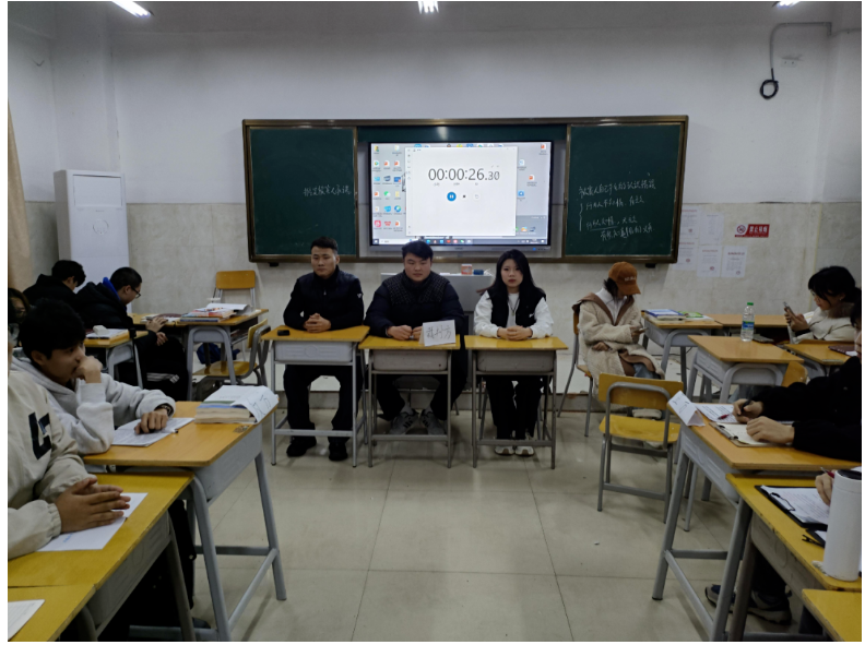 屏幕截图 2025-03-22 205228.png