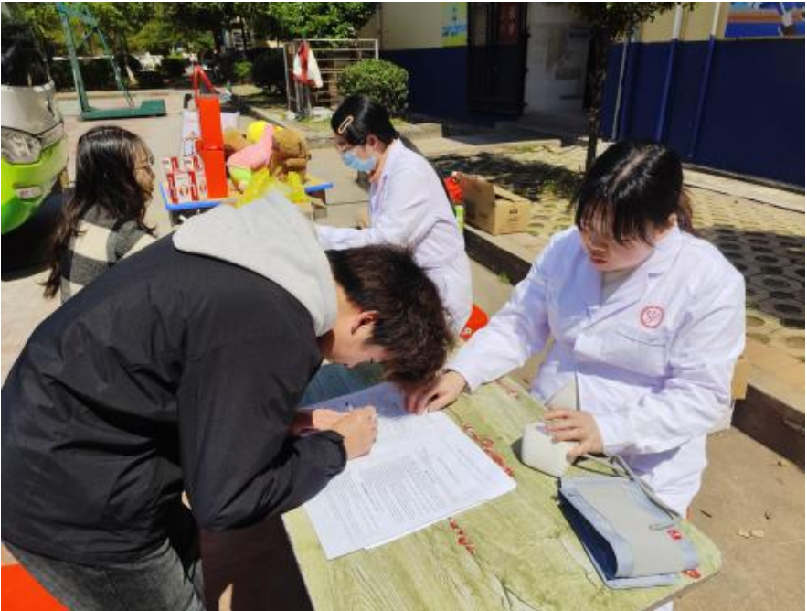 屏幕截图 2025-03-22 211818.png