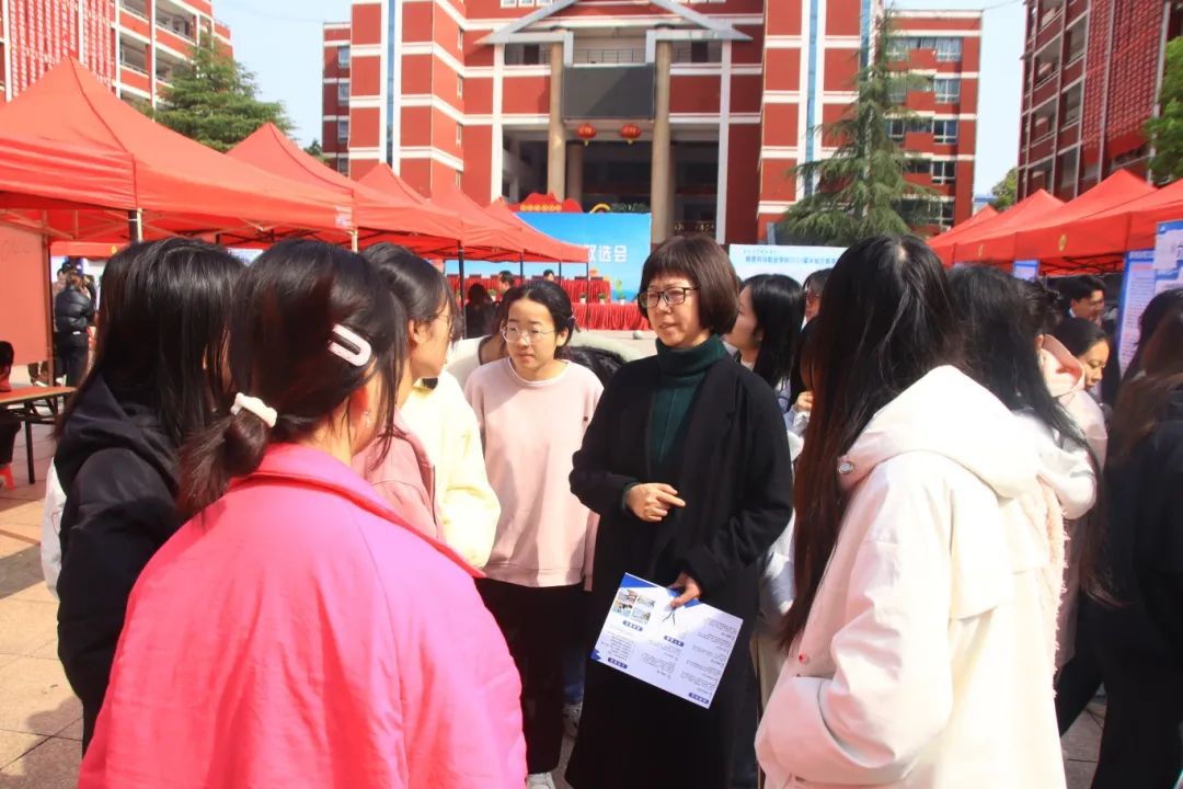 1743579471915406.jpg 1743579471915406.jpg