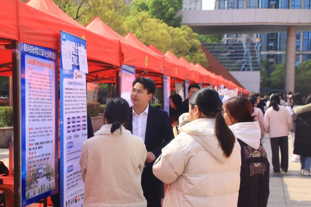 1743579605807265.jpg 1743579605807265.jpg