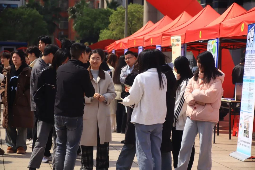 1743579647383814.jpg 1743579647383814.jpg