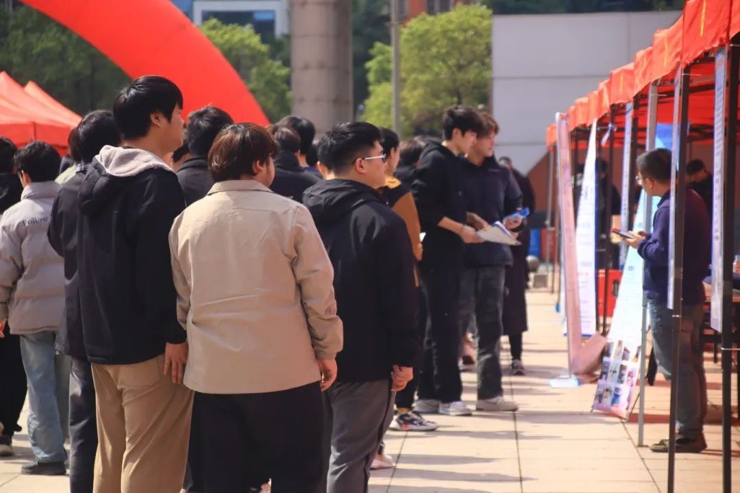 1743579699724525.jpg 1743579699724525.jpg