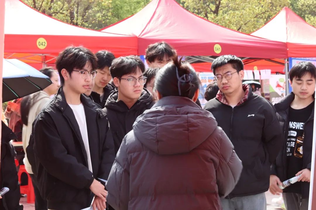 1743579725850069.jpg 1743579725850069.jpg