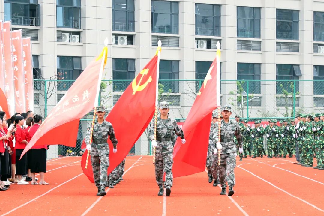 1759978580860221.jpg 1759978580860221.jpg