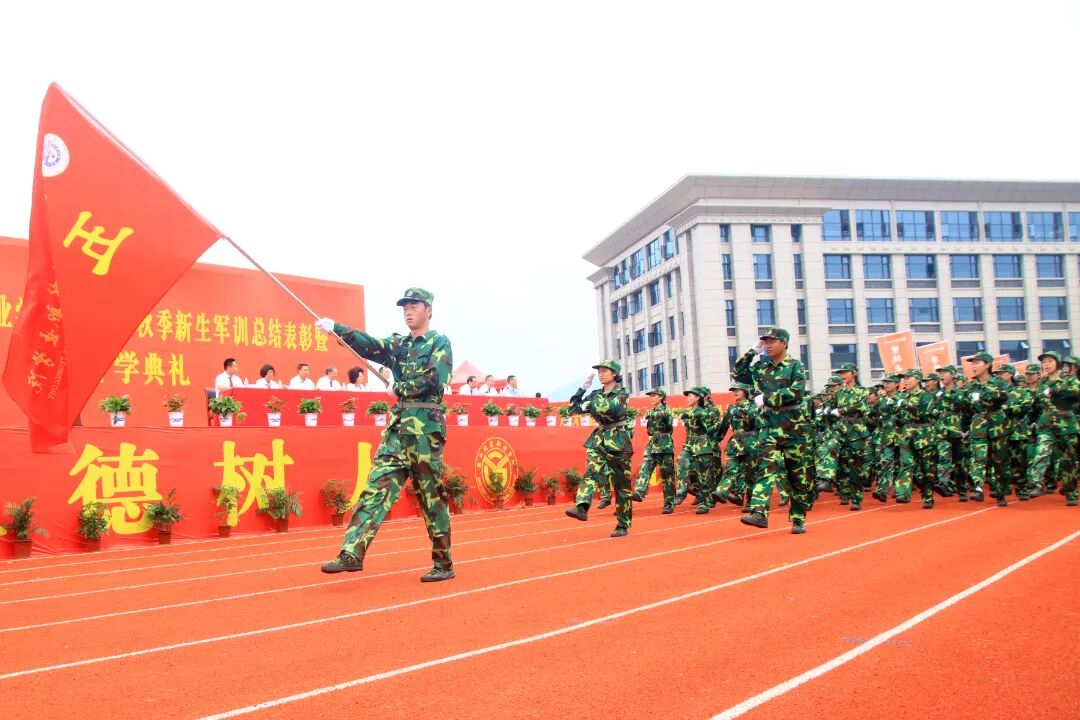 1759978628341189.jpg 1759978628341189.jpg