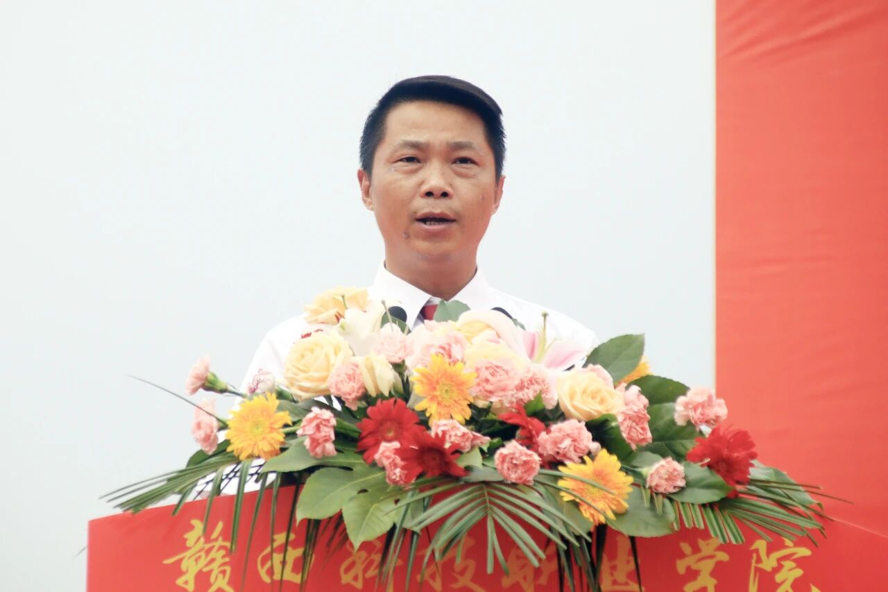 1759979091614016.jpg 1759979091614016.jpg