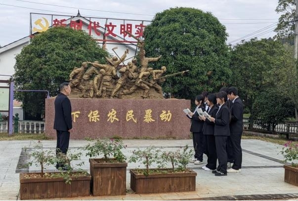 1767023740298348.jpg 1767023740298348.jpg