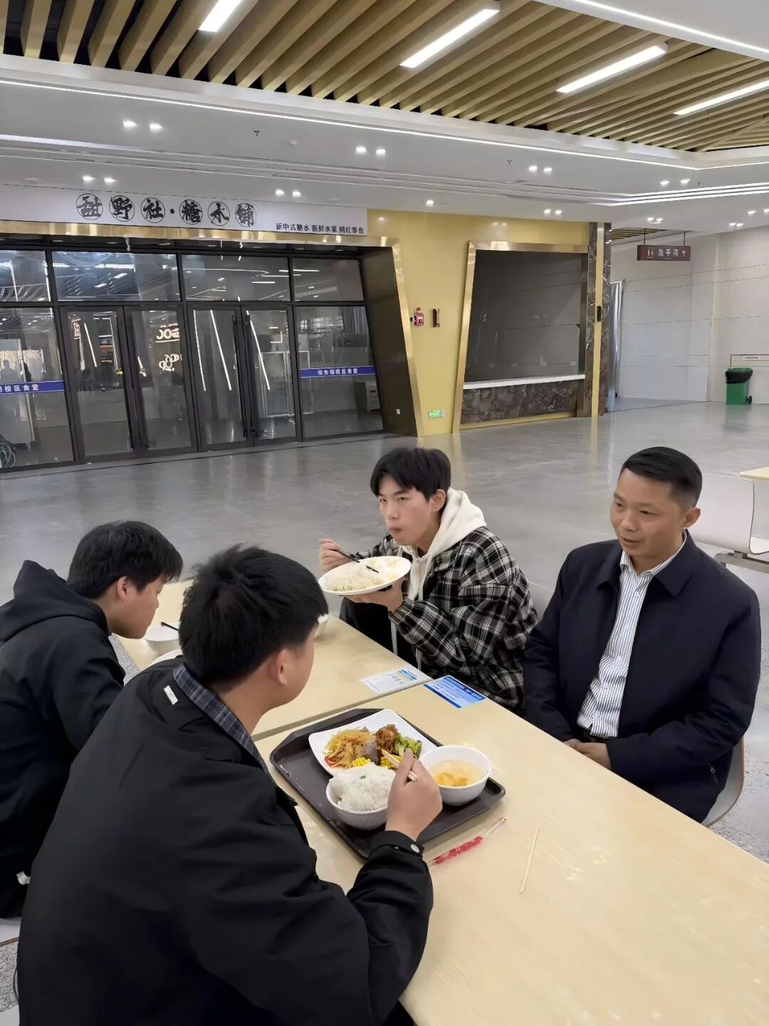 1773883659308042.jpg 1773883659308042.jpg